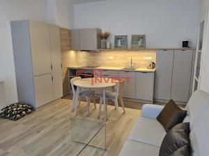 Pronájem bytu 2+kk, Praha - Žižkov, Buchovcova, 50 m2