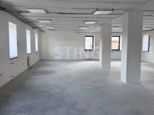 Pronájem kanceláře, Český Těšín, Jablunkovská, 902 m2