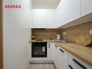 Prodej apartmánu, Praha - Smíchov, Plzeňská, 22 m2