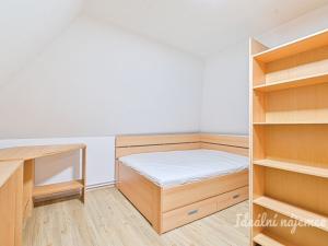 Pronájem bytu 6+kk a větší, Blansko, Zdíkova, 120 m2