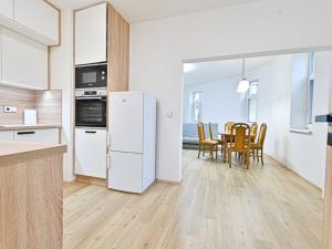 Pronájem bytu 6+kk a větší, Blansko, Zdíkova, 120 m2