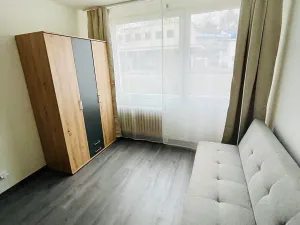 Prodej apartmánu, Praha - Prosek, Vysočanská, 74 m2