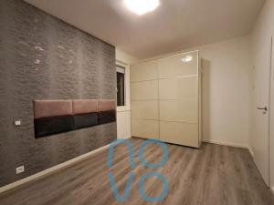 Pronájem bytu 2+kk, Praha - Hloubětín, Saarinenova, 54 m2