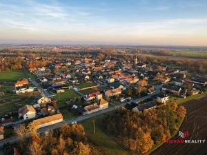 Prodej pozemku pro bydlení, Kunětice, 927 m2