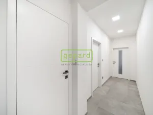 Prodej bytu 3+kk, Praha - Bohnice, V Zámcích, 92 m2
