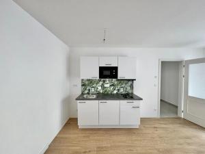 Pronájem bytu 2+kk, Praha - Vinohrady, Varšavská, 50 m2