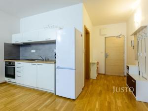 Pronájem bytu 1+kk, Uherské Hradiště, Zelný trh, 42 m2