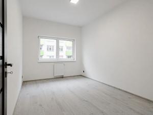 Pronájem bytu 2+kk, Kladno, Arménská, 68 m2