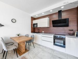 Prodej bytu 2+kk, Praha, Formanská, 56 m2