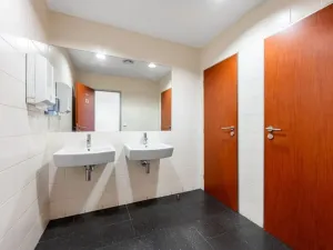 Pronájem kanceláře, Praha - Hostivař, Průmyslová, 90 m2