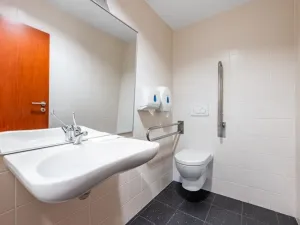 Pronájem kanceláře, Praha - Hostivař, Průmyslová, 90 m2