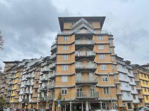 Prodej bytu 4+1, Praha - Veleslavín, Na okraji, 202 m2