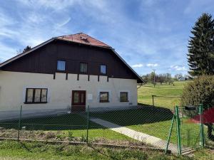 Prodej pozemku pro bydlení, Kašperské Hory, Nerudova, 3044 m2