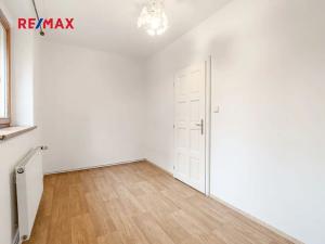 Pronájem bytu 3+kk, Praha - Prosek, Nad Krocínkou, 57 m2