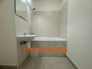 Pronájem bytu 2+1, Karviná - Hranice, Slovenská, 53 m2