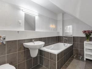 Prodej bytu 4+kk, Praha - Chodov, Starochodovská, 99 m2