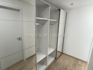 Pronájem bytu 2+kk, České Budějovice, Branišovská, 53 m2