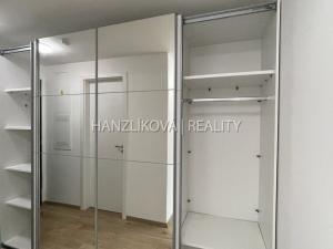 Pronájem bytu 2+kk, České Budějovice, Branišovská, 53 m2