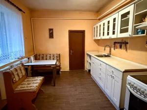 Prodej chalupy, Chodský Újezd - Dolní Jadruž, 90 m2