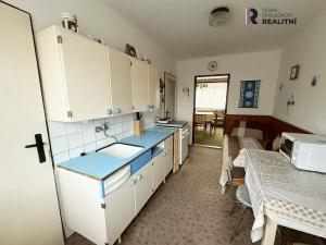 Prodej bytu 2+1, Březová, Komenského, 64 m2