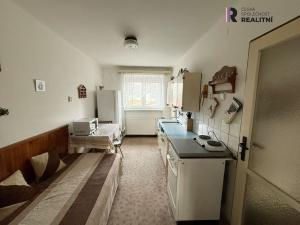 Prodej bytu 2+1, Březová, Komenského, 64 m2