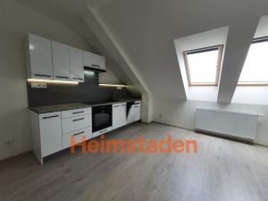 Pronájem bytu 3+kk, Ostrava - Poruba, Porubská, 63 m2