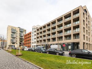 Pronájem bytu 1+kk, Praha - Žižkov, Šrámkové, 36 m2