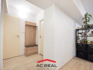 Prodej bytu 2+kk, Brno, Hostislavova, 42 m2