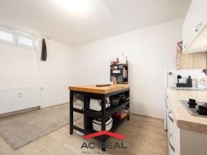 Prodej bytu 2+kk, Brno, Hostislavova, 42 m2