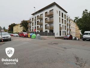 Pronájem bytu 2+kk, Praha - Žižkov, V domově, 48 m2