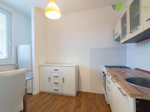 Pronájem bytu 2+1, Hodonín, Šumná, 45 m2