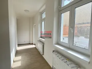 Pronájem bytu 2+kk, Praha - Smíchov, Ke Koulce, 36 m2