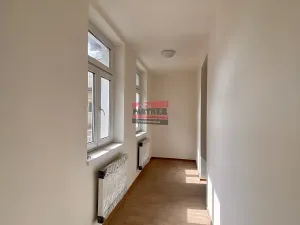 Pronájem bytu 2+kk, Praha - Smíchov, Ke Koulce, 36 m2