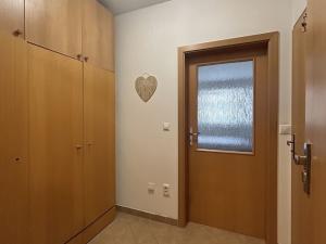 Pronájem bytu 1+kk, Praha - Libeň, Kovanecká, 33 m2