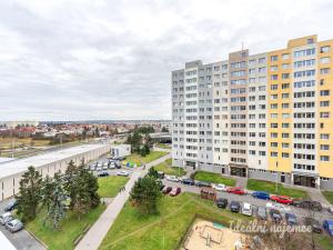 Pronájem bytu 2+kk, Praha - Kamýk, Machuldova, 43 m2