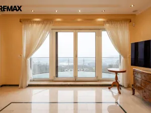 Prodej rodinného domu, Jenišov, Pod Vrchem, 483 m2