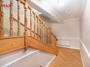 Prodej bytu 6+kk a větší, Karlovy Vary, Svahová, 537 m2