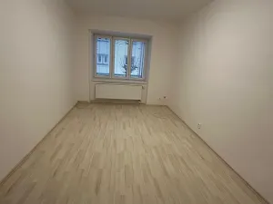 Pronájem bytu 3+1, Opava, Alšova, 79 m2