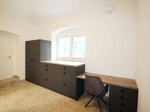 Pronájem bytu 3+kk, Velké Popovice, Farská, 105 m2