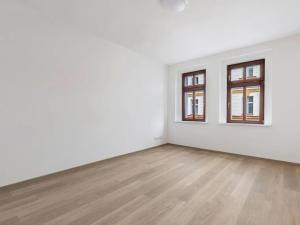 Pronájem bytu 1+kk, Praha - Žižkov, Milíčova, 35 m2