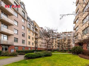 Pronájem bytu 3+kk, Praha - Vinohrady, U Zvonařky, 96 m2