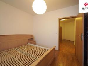 Pronájem bytu 2+kk, Praha - Vinohrady, Ruská, 66 m2