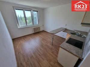 Pronájem bytu 1+kk, Mariánské Lázně - Úšovice, Kubelíkova, 19 m2