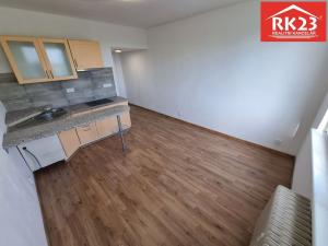 Pronájem bytu 1+kk, Mariánské Lázně - Úšovice, Kubelíkova, 19 m2