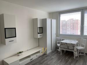 Pronájem bytu 1+kk, Olomouc - Povel, Heyrovského, 25 m2