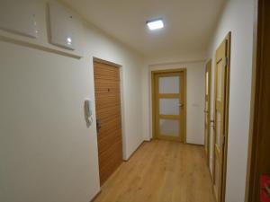 Prodej bytu 3+kk, Benešov, Na Bezděkově, 64 m2