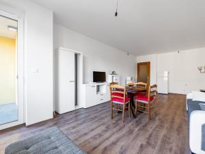 Prodej bytu 2+kk, Liberec, Švermová, 73 m2