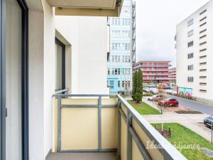 Pronájem bytu 1+kk, Praha - Modřany, Mezi vodami, 36 m2