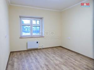 Prodej bytu 1+1, Karlovy Vary - Bohatice, U Trati, 35 m2