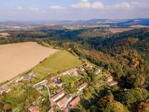 Prodej pozemku pro bydlení, Benešov - Vidlákova Lhota, 2346 m2